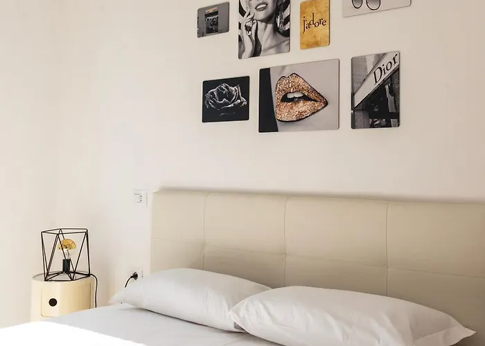 Youhosty - Montegani 2 *