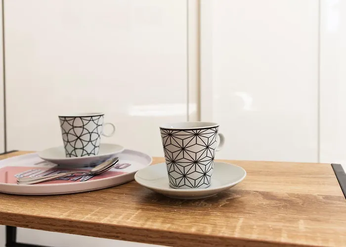 Youhosty - Montegani 2 Apartman Milánó